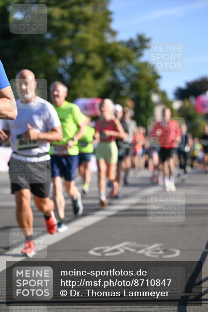 07.09.2025 - BARMER Alsterlauf Dr. Thomas Lammeyer http://msf.ph/oto/8710847 07.09.2025 09:37:40 Laufen  meine-sportfotos.de
