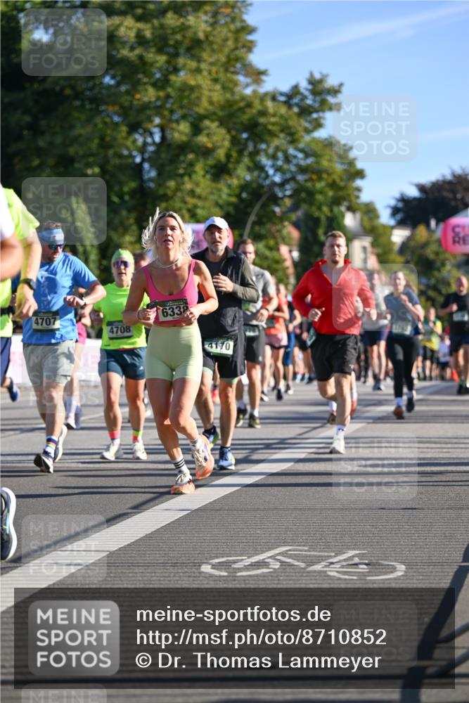 07.09.2025 - BARMER Alsterlauf Dr. Thomas Lammeyer http://msf.ph/oto/8710852 07.09.2025 09:37:41 Laufen 4707, 4708, 6338, 4170 meine-sportfotos.de
