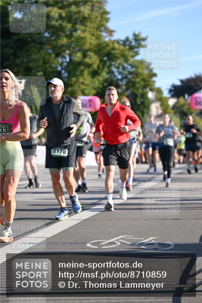 07.09.2025 - BARMER Alsterlauf Dr. Thomas Lammeyer http://msf.ph/oto/8710859 07.09.2025 09:37:42 Laufen 338, 4170 meine-sportfotos.de