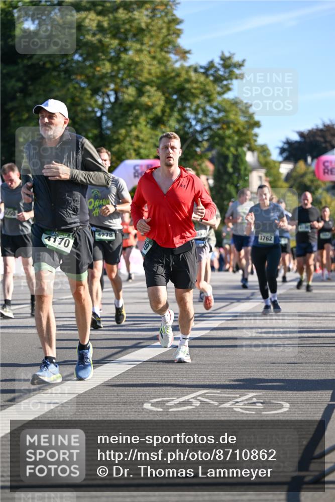 07.09.2025 - BARMER Alsterlauf Dr. Thomas Lammeyer http://msf.ph/oto/8710862 07.09.2025 09:37:43 Laufen 050, 4170, 4278, 1762 meine-sportfotos.de