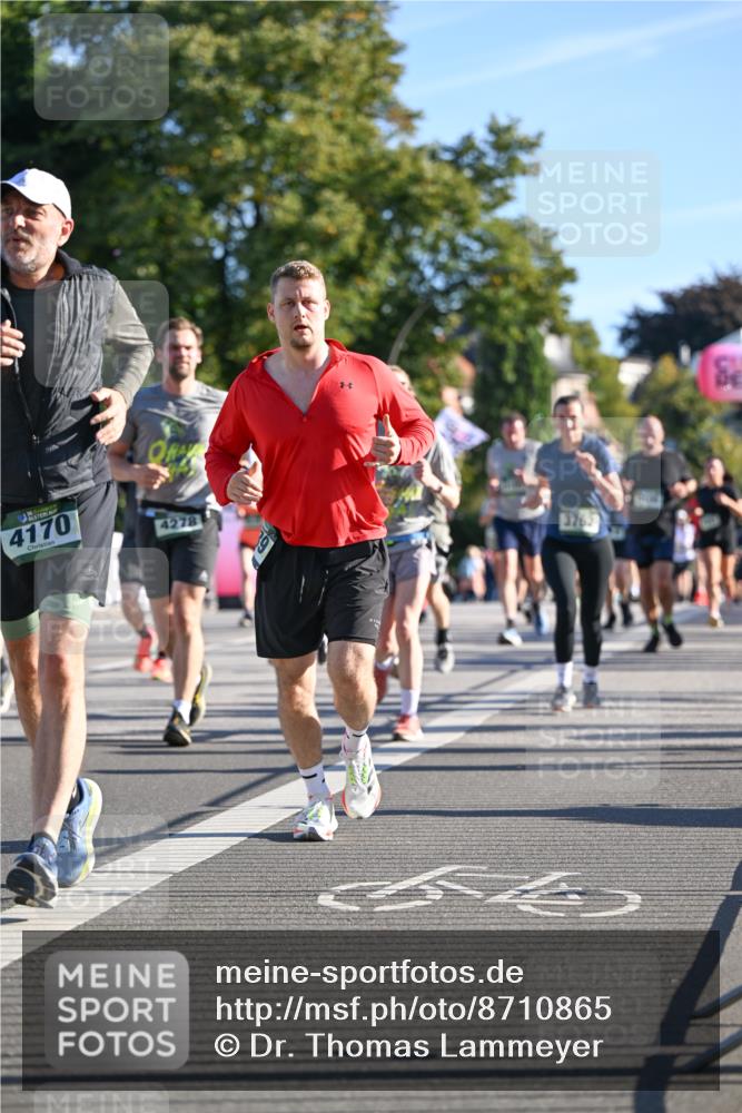 07.09.2025 - BARMER Alsterlauf Dr. Thomas Lammeyer http://msf.ph/oto/8710865 07.09.2025 09:37:43 Laufen 4170, 4278, 3762 meine-sportfotos.de