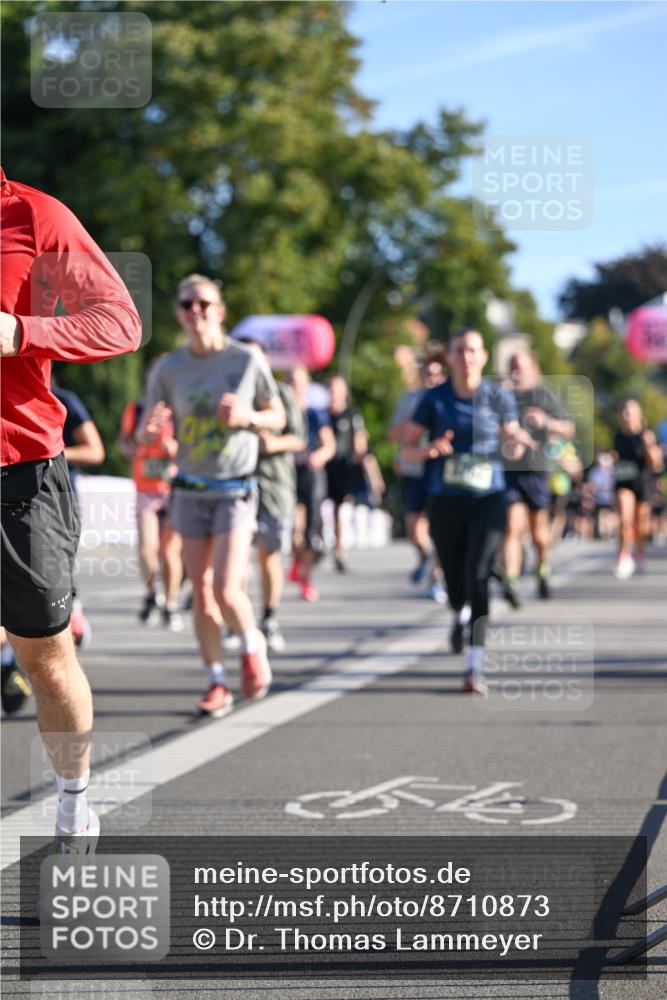 07.09.2025 - BARMER Alsterlauf Dr. Thomas Lammeyer http://msf.ph/oto/8710873 07.09.2025 09:37:44 Laufen  meine-sportfotos.de