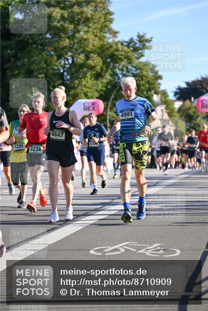 07.09.2025 - BARMER Alsterlauf Dr. Thomas Lammeyer http://msf.ph/oto/8710909 07.09.2025 09:37:51 Laufen 6291, 6238, 4847, 5306, 4991 meine-sportfotos.de