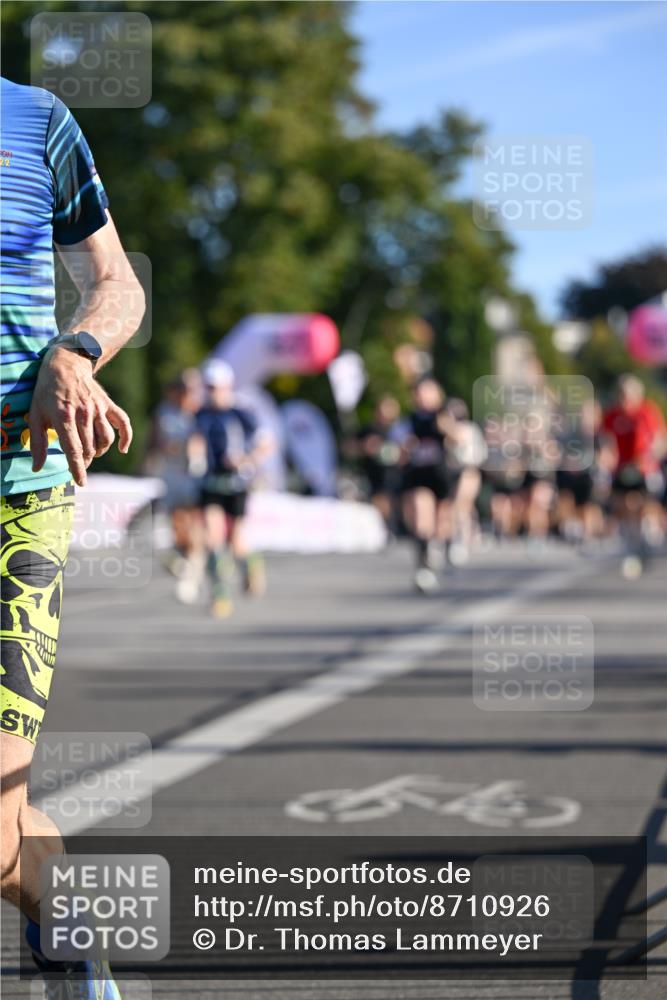 07.09.2025 - BARMER Alsterlauf Dr. Thomas Lammeyer http://msf.ph/oto/8710926 07.09.2025 09:37:54 Laufen  meine-sportfotos.de