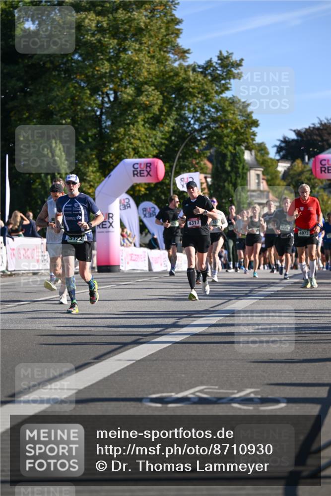 07.09.2025 - BARMER Alsterlauf Dr. Thomas Lammeyer http://msf.ph/oto/8710930 07.09.2025 09:37:54 Laufen 512, 4317, 4973 meine-sportfotos.de