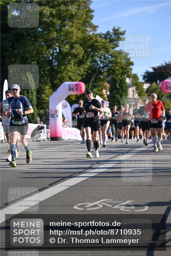 07.09.2025 - BARMER Alsterlauf Dr. Thomas Lammeyer http://msf.ph/oto/8710935 07.09.2025 09:37:55 Laufen 5122, 4317, 4973 meine-sportfotos.de
