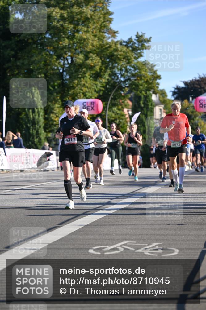 07.09.2025 - BARMER Alsterlauf Dr. Thomas Lammeyer http://msf.ph/oto/8710945 07.09.2025 09:37:57 Laufen 4317, 767, 459, 4973 meine-sportfotos.de