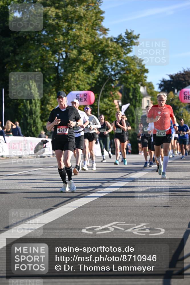 07.09.2025 - BARMER Alsterlauf Dr. Thomas Lammeyer http://msf.ph/oto/8710946 07.09.2025 09:37:57 Laufen 767, 4317, 4973, 54 meine-sportfotos.de