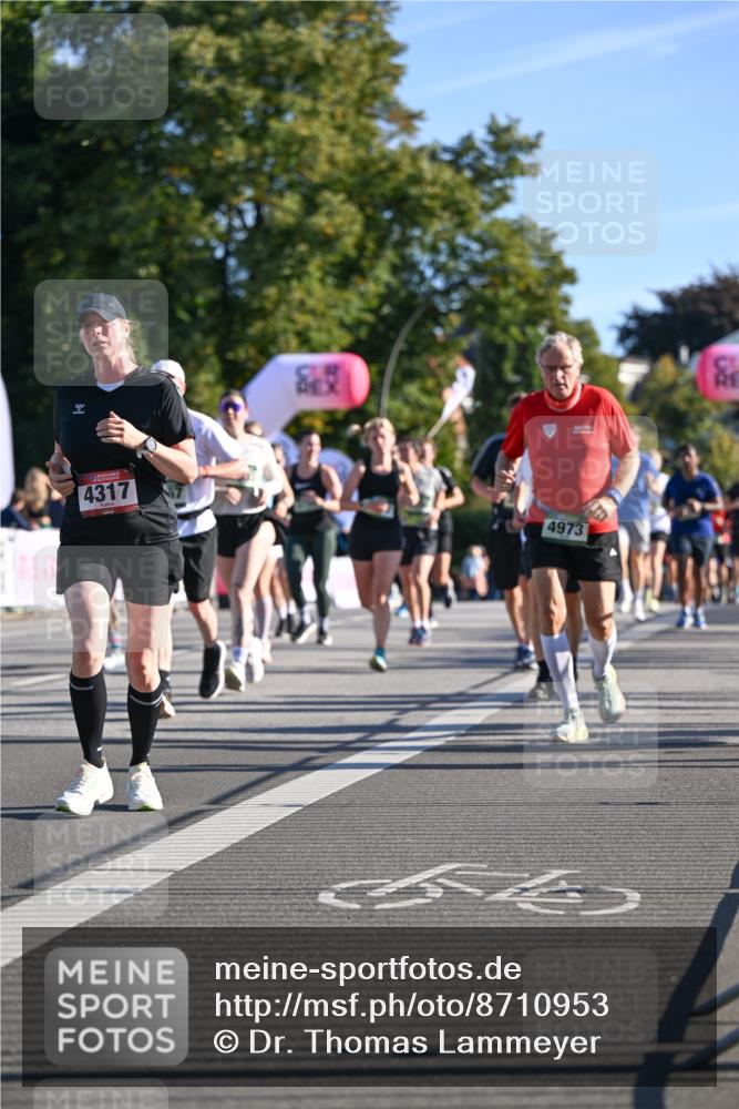 07.09.2025 - BARMER Alsterlauf Dr. Thomas Lammeyer http://msf.ph/oto/8710953 07.09.2025 09:37:58 Laufen 4317, 4973 meine-sportfotos.de
