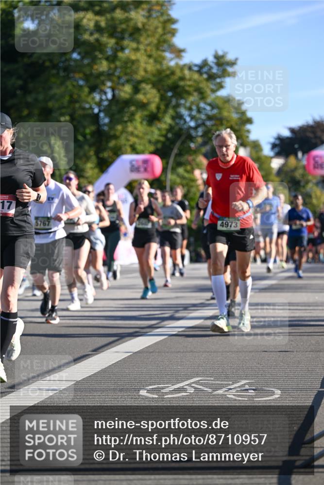 07.09.2025 - BARMER Alsterlauf Dr. Thomas Lammeyer http://msf.ph/oto/8710957 07.09.2025 09:37:58 Laufen 17, 5767, 4973 meine-sportfotos.de