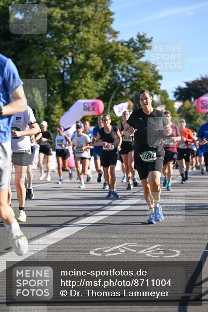 07.09.2025 - BARMER Alsterlauf Dr. Thomas Lammeyer http://msf.ph/oto/8711004 07.09.2025 09:38:06 Laufen 5027, 4982, 3600, 54 meine-sportfotos.de