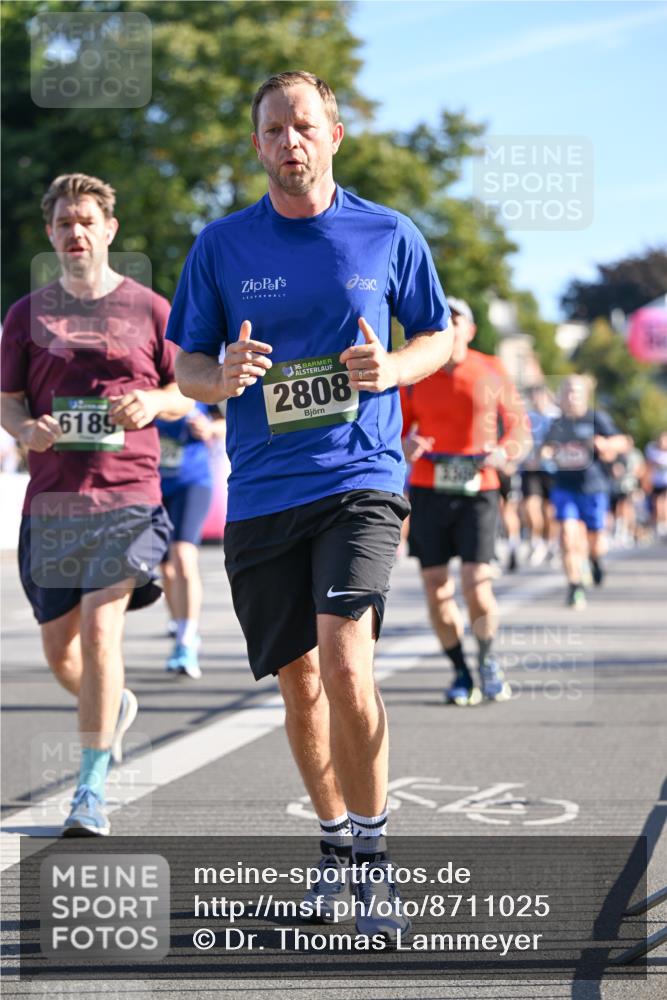 07.09.2025 - BARMER Alsterlauf Dr. Thomas Lammeyer http://msf.ph/oto/8711025 07.09.2025 09:38:10 Laufen 6189, 1636, 2808 meine-sportfotos.de