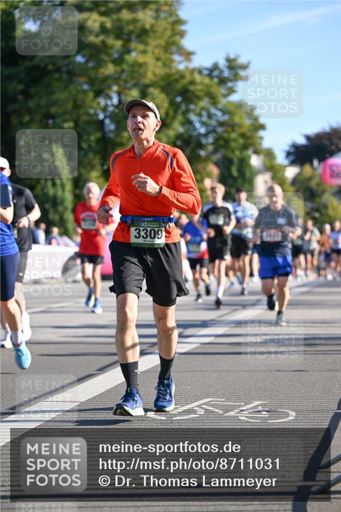 07.09.2025 - BARMER Alsterlauf Dr. Thomas Lammeyer http://msf.ph/oto/8711031 07.09.2025 09:38:11 Laufen 3309 meine-sportfotos.de