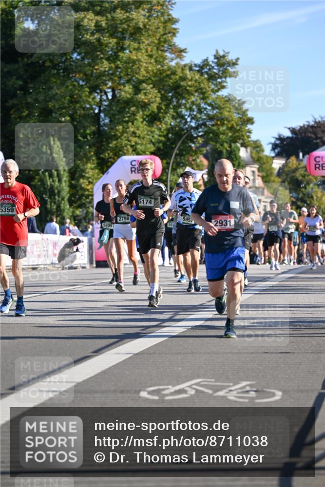 07.09.2025 - BARMER Alsterlauf Dr. Thomas Lammeyer http://msf.ph/oto/8711038 07.09.2025 09:38:12 Laufen 5359, 5809, 2798, 5174, 5957, 2931, 1010, 34 meine-sportfotos.de