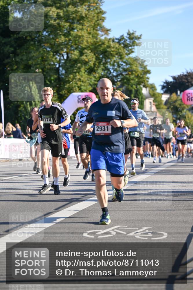 07.09.2025 - BARMER Alsterlauf Dr. Thomas Lammeyer http://msf.ph/oto/8711043 07.09.2025 09:38:13 Laufen 580, 5174, 957, 2931, 5437 meine-sportfotos.de