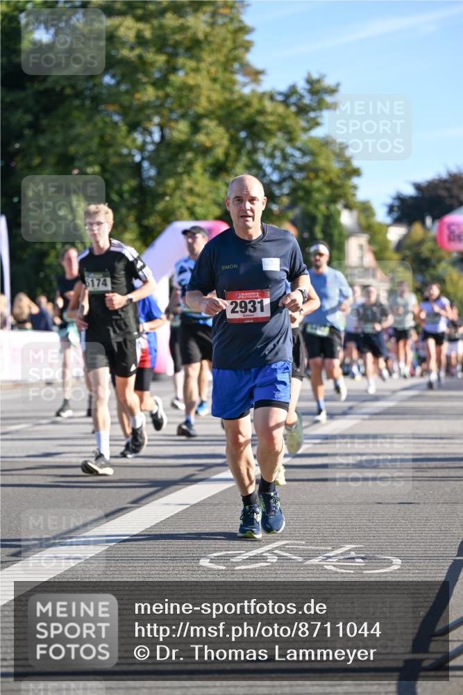 07.09.2025 - BARMER Alsterlauf Dr. Thomas Lammeyer http://msf.ph/oto/8711044 07.09.2025 09:38:13 Laufen 6174, 2931 meine-sportfotos.de