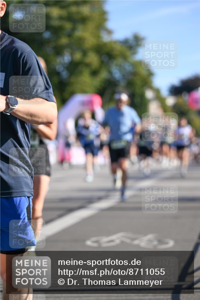 07.09.2025 - BARMER Alsterlauf Dr. Thomas Lammeyer http://msf.ph/oto/8711055 07.09.2025 09:38:15 Laufen  meine-sportfotos.de