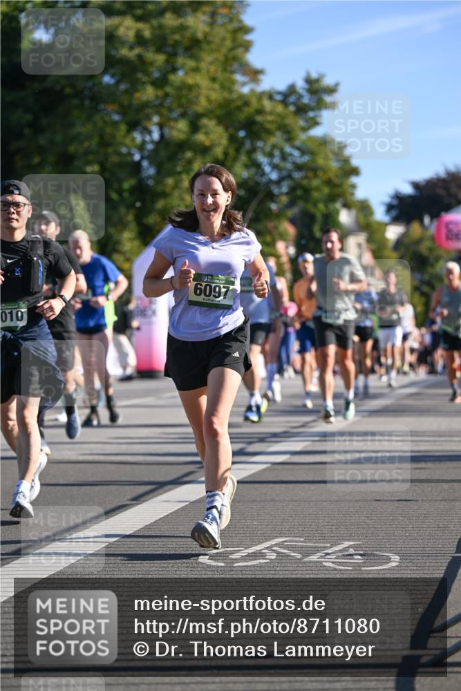 07.09.2025 - BARMER Alsterlauf Dr. Thomas Lammeyer http://msf.ph/oto/8711080 07.09.2025 09:38:20 Laufen 010, 6097 meine-sportfotos.de