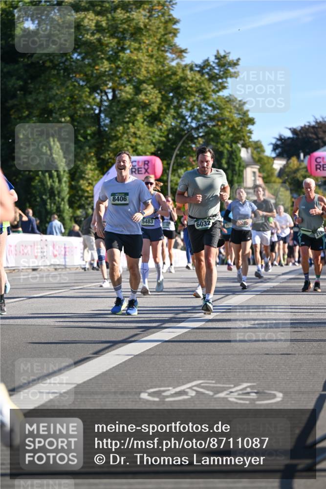 07.09.2025 - BARMER Alsterlauf Dr. Thomas Lammeyer http://msf.ph/oto/8711087 07.09.2025 09:38:21 Laufen 8406, 5483, 6032 meine-sportfotos.de