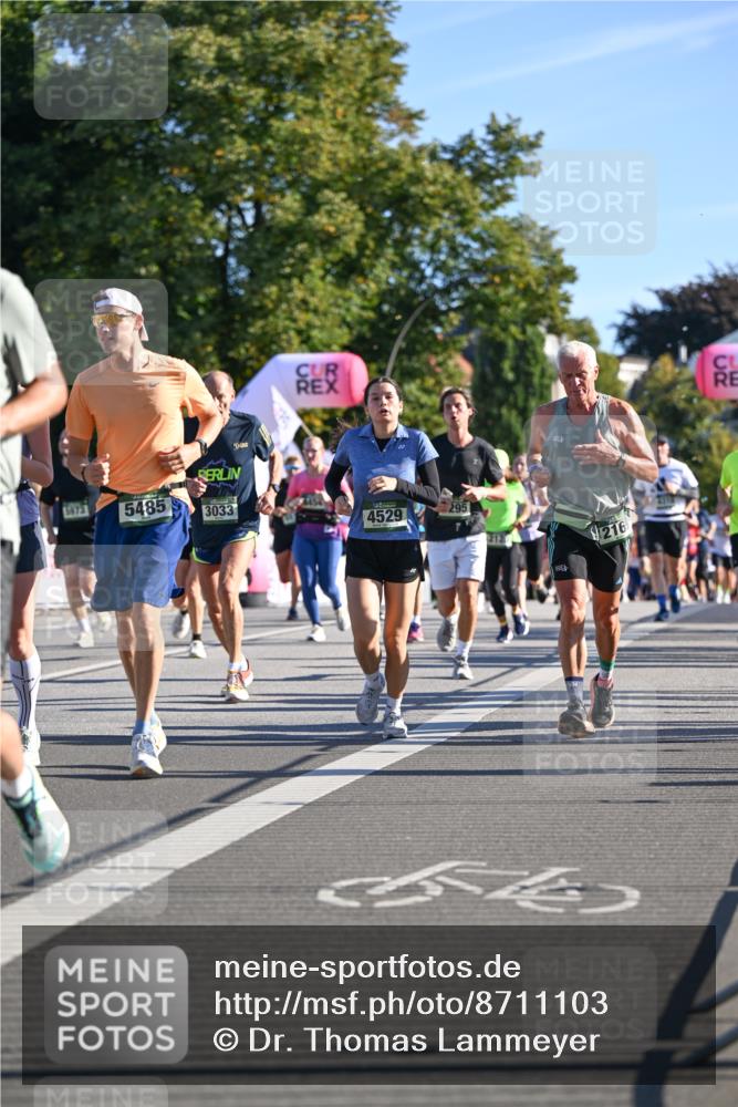 07.09.2025 - BARMER Alsterlauf Dr. Thomas Lammeyer http://msf.ph/oto/8711103 07.09.2025 09:38:24 Laufen 5973, 5485, 3033, 4529, 295, 216 meine-sportfotos.de