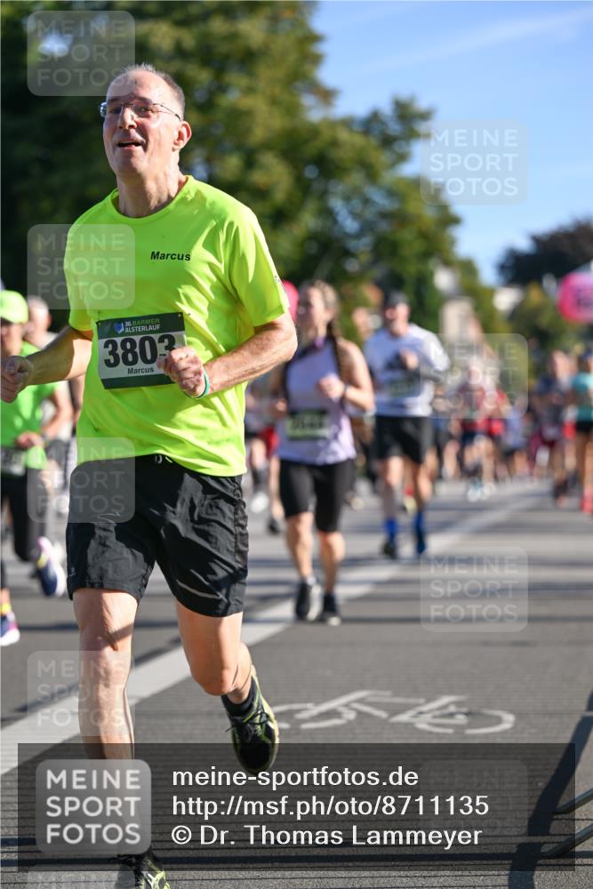 07.09.2025 - BARMER Alsterlauf Dr. Thomas Lammeyer http://msf.ph/oto/8711135 07.09.2025 09:38:29 Laufen 36, 3803 meine-sportfotos.de
