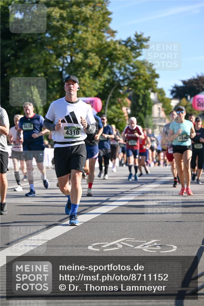 07.09.2025 - BARMER Alsterlauf Dr. Thomas Lammeyer http://msf.ph/oto/8711152 07.09.2025 09:38:32 Laufen 5639, 4310, 4596 meine-sportfotos.de