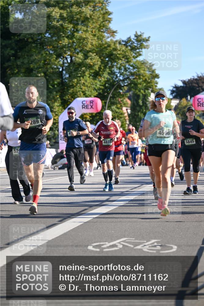 07.09.2025 - BARMER Alsterlauf Dr. Thomas Lammeyer http://msf.ph/oto/8711162 07.09.2025 09:38:34 Laufen 52, 289, 2399, 4831, 4596, 5845, 54 meine-sportfotos.de