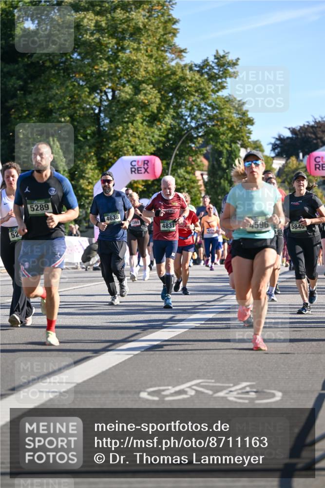 07.09.2025 - BARMER Alsterlauf Dr. Thomas Lammeyer http://msf.ph/oto/8711163 07.09.2025 09:38:34 Laufen 52, 5289, 4638, 2399, 4831, 5845, 54 meine-sportfotos.de