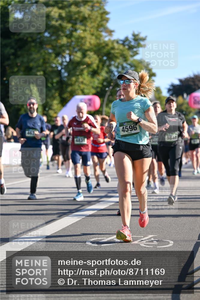 07.09.2025 - BARMER Alsterlauf Dr. Thomas Lammeyer http://msf.ph/oto/8711169 07.09.2025 09:38:35 Laufen 461, 4596, 5845 meine-sportfotos.de