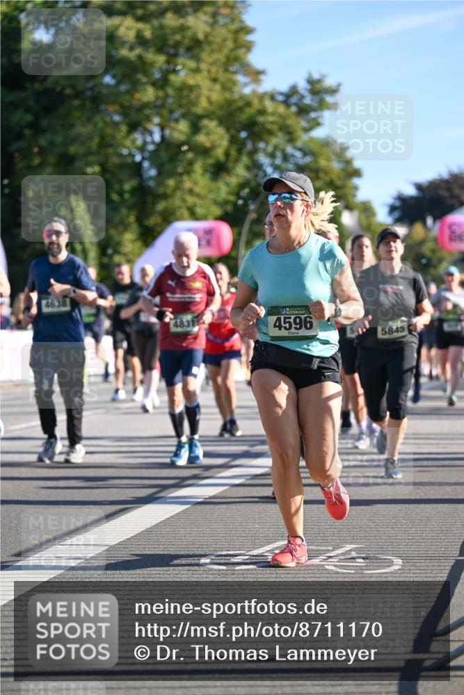 07.09.2025 - BARMER Alsterlauf Dr. Thomas Lammeyer http://msf.ph/oto/8711170 07.09.2025 09:38:35 Laufen 4638, 4831, 4596, 5845 meine-sportfotos.de