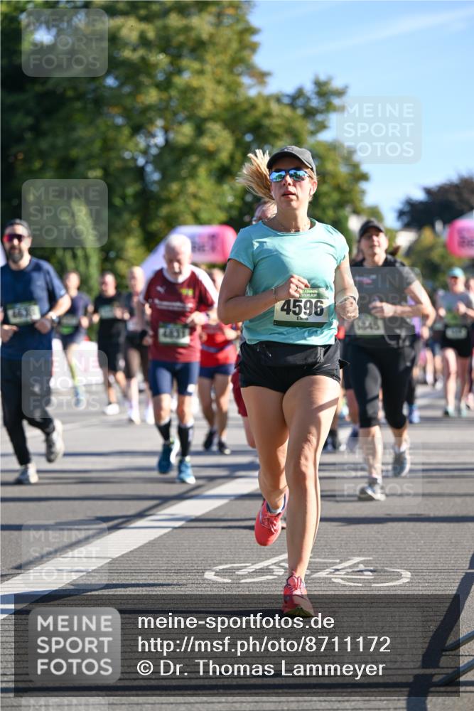 07.09.2025 - BARMER Alsterlauf Dr. Thomas Lammeyer http://msf.ph/oto/8711172 07.09.2025 09:38:35 Laufen 4596 meine-sportfotos.de