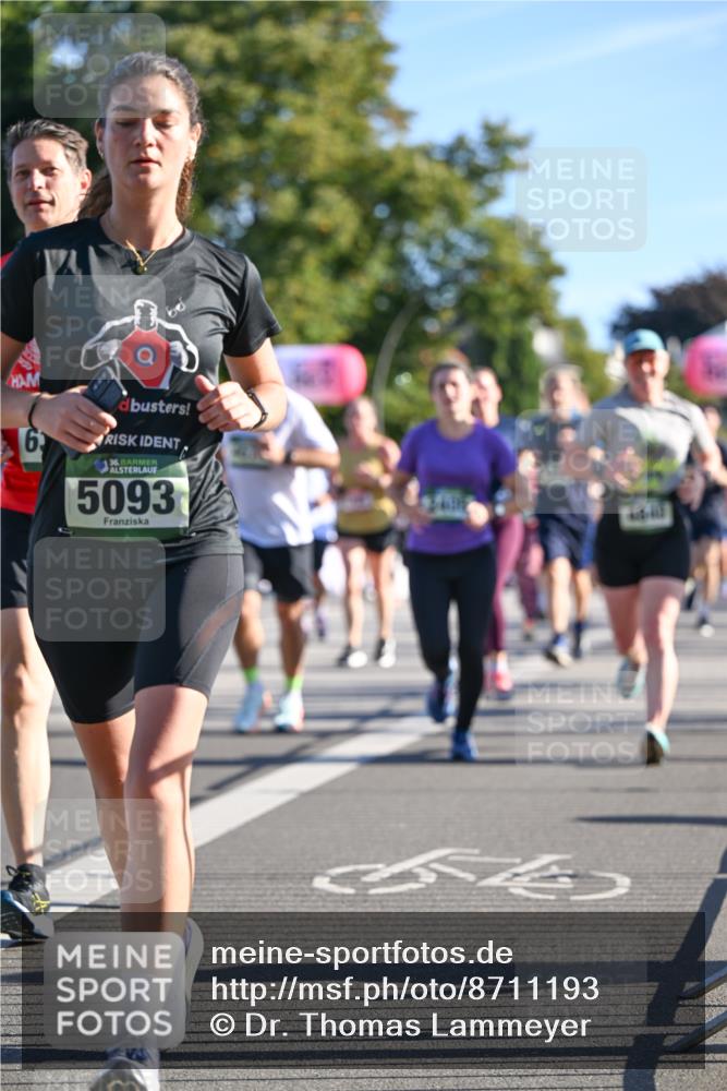 07.09.2025 - BARMER Alsterlauf Dr. Thomas Lammeyer http://msf.ph/oto/8711193 07.09.2025 09:38:38 Laufen 6, 136, 5093 meine-sportfotos.de