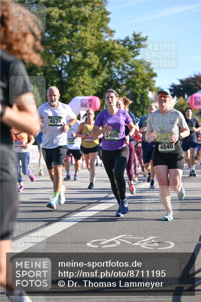 07.09.2025 - BARMER Alsterlauf Dr. Thomas Lammeyer http://msf.ph/oto/8711195 07.09.2025 09:38:39 Laufen 4334, 4574, 10, 705, 2405, 4840 meine-sportfotos.de