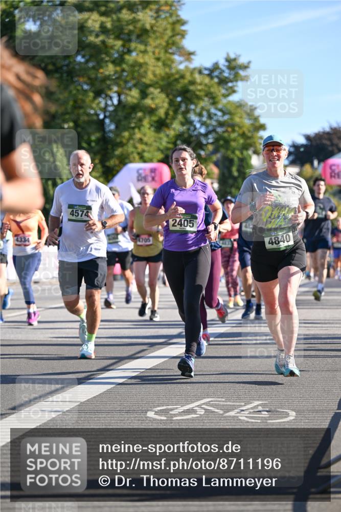 07.09.2025 - BARMER Alsterlauf Dr. Thomas Lammeyer http://msf.ph/oto/8711196 07.09.2025 09:38:39 Laufen 4334, 4574, 4705, 2405, 4840 meine-sportfotos.de