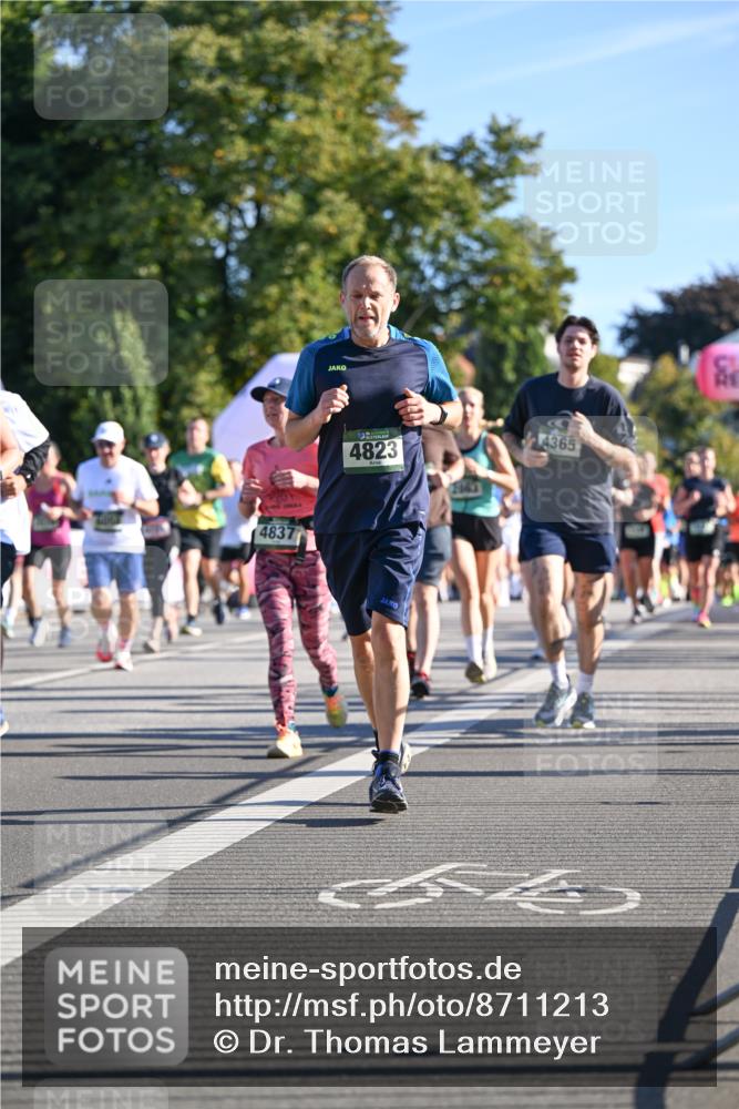 07.09.2025 - BARMER Alsterlauf Dr. Thomas Lammeyer http://msf.ph/oto/8711213 07.09.2025 09:38:42 Laufen 4837, 4823, 4365 meine-sportfotos.de