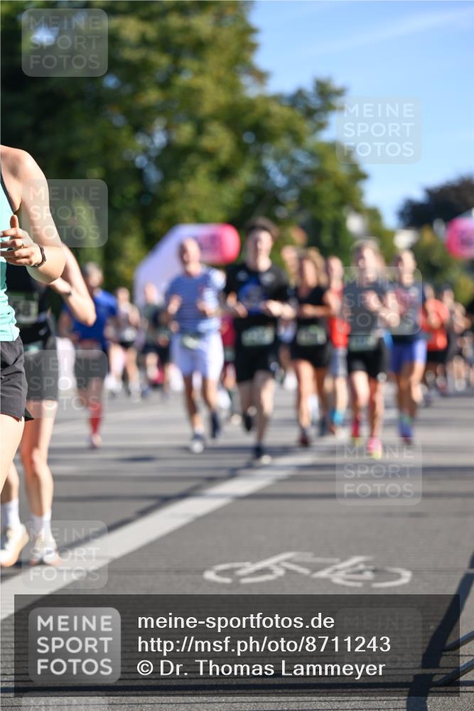 07.09.2025 - BARMER Alsterlauf Dr. Thomas Lammeyer http://msf.ph/oto/8711243 07.09.2025 09:38:46 Laufen  meine-sportfotos.de