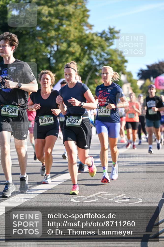 07.09.2025 - BARMER Alsterlauf Dr. Thomas Lammeyer http://msf.ph/oto/8711260 07.09.2025 09:38:49 Laufen 29, 36, 3238, 2346, 3237, 2347, 1321 meine-sportfotos.de