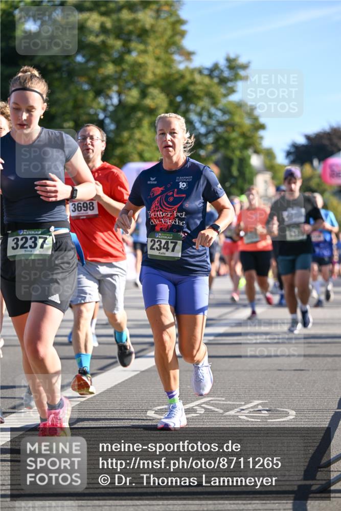 07.09.2025 - BARMER Alsterlauf Dr. Thomas Lammeyer http://msf.ph/oto/8711265 07.09.2025 09:38:50 Laufen 3237, 31, 3698, 16, 2347 meine-sportfotos.de