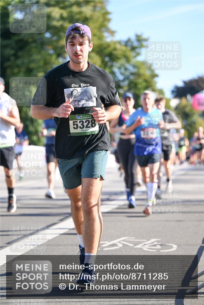 07.09.2025 - BARMER Alsterlauf Dr. Thomas Lammeyer http://msf.ph/oto/8711285 07.09.2025 09:38:53 Laufen 36, 5328 meine-sportfotos.de