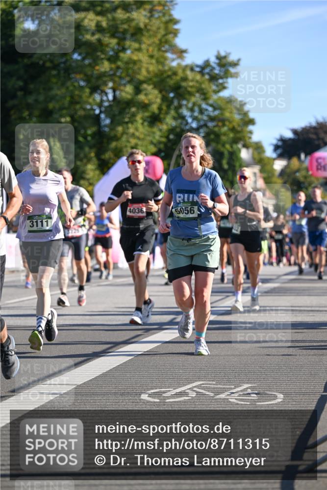 07.09.2025 - BARMER Alsterlauf Dr. Thomas Lammeyer http://msf.ph/oto/8711315 07.09.2025 09:38:58 Laufen 3111, 4036, 2024, 5056 meine-sportfotos.de