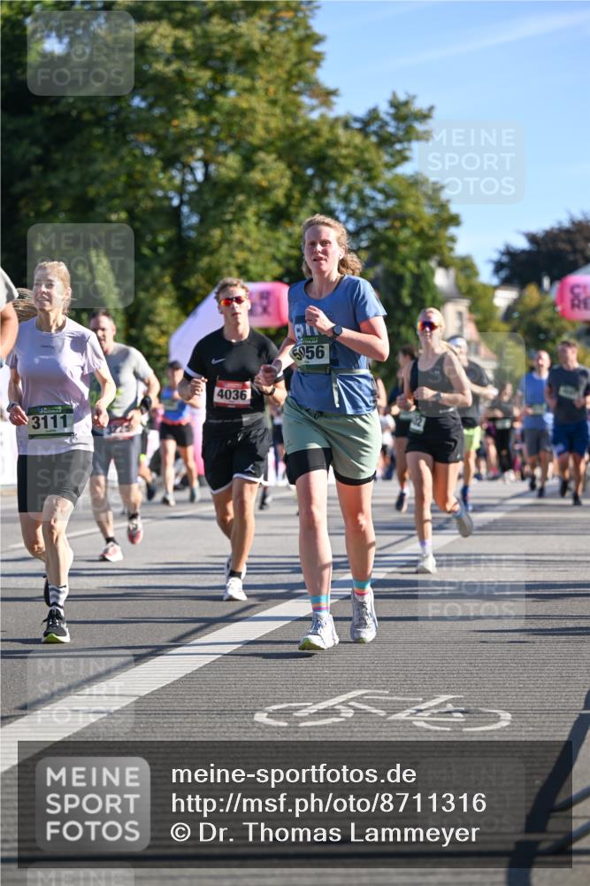 07.09.2025 - BARMER Alsterlauf Dr. Thomas Lammeyer http://msf.ph/oto/8711316 07.09.2025 09:38:58 Laufen 3111, 4036, 5956 meine-sportfotos.de