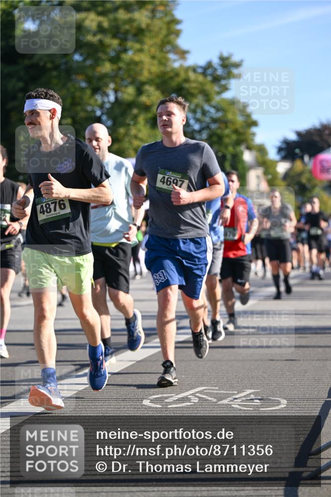 07.09.2025 - BARMER Alsterlauf Dr. Thomas Lammeyer http://msf.ph/oto/8711356 07.09.2025 09:39:05 Laufen 4697, 4876, 9 meine-sportfotos.de