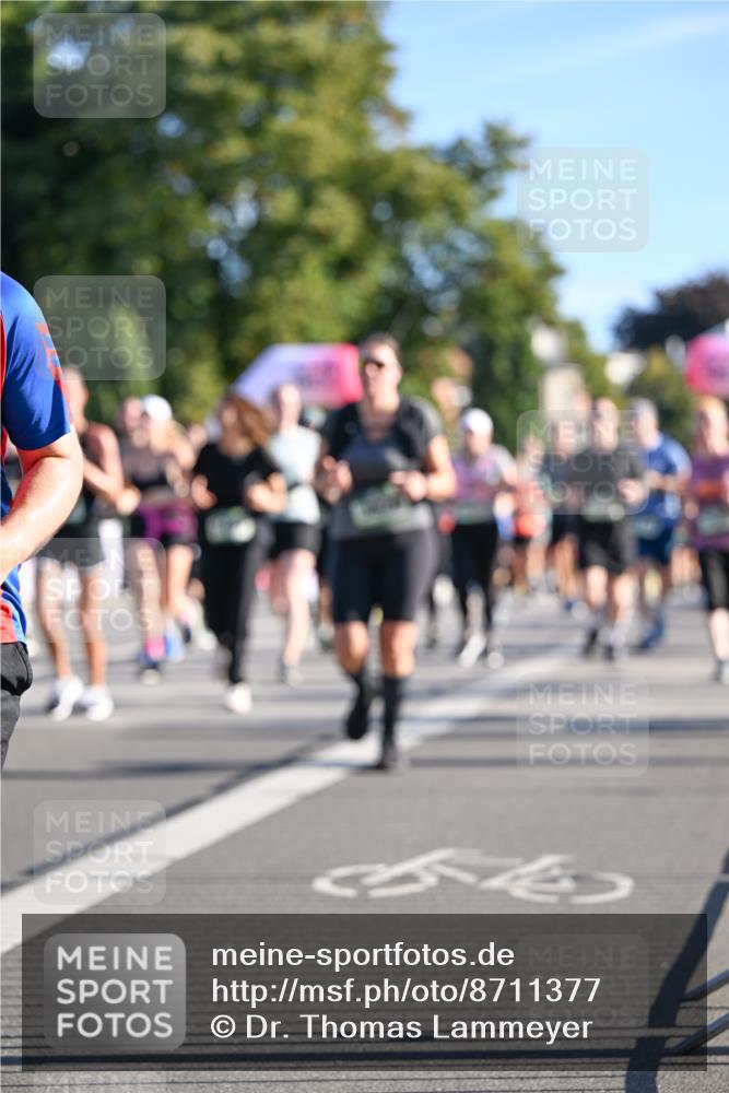07.09.2025 - BARMER Alsterlauf Dr. Thomas Lammeyer http://msf.ph/oto/8711377 07.09.2025 09:39:08 Laufen  meine-sportfotos.de