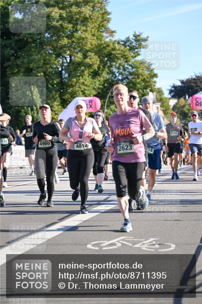 07.09.2025 - BARMER Alsterlauf Dr. Thomas Lammeyer http://msf.ph/oto/8711395 07.09.2025 09:39:11 Laufen 4635, 3522, 4960, 4812, 2623, 18, 8156, 8155 meine-sportfotos.de