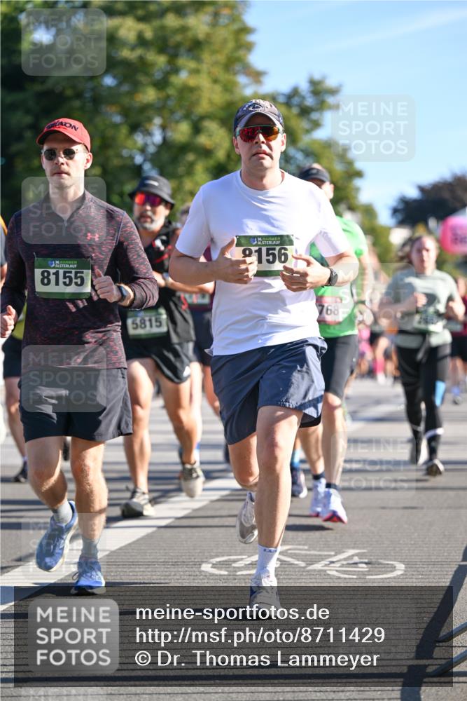 07.09.2025 - BARMER Alsterlauf Dr. Thomas Lammeyer http://msf.ph/oto/8711429 07.09.2025 09:39:16 Laufen 36, 8155, 5815, 1636, 2156, 768 meine-sportfotos.de