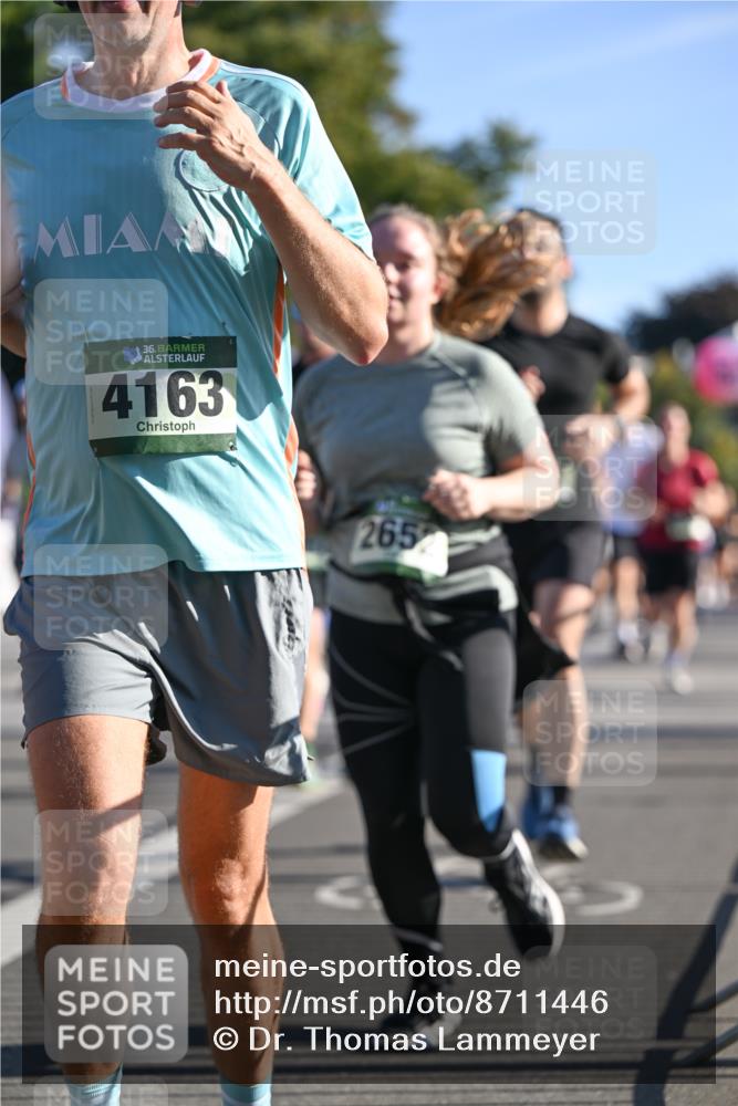 07.09.2025 - BARMER Alsterlauf Dr. Thomas Lammeyer http://msf.ph/oto/8711446 07.09.2025 09:39:19 Laufen 36, 4163, 265 meine-sportfotos.de