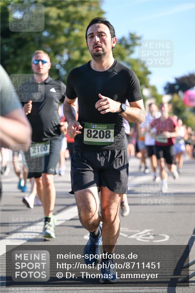 07.09.2025 - BARMER Alsterlauf Dr. Thomas Lammeyer http://msf.ph/oto/8711451 07.09.2025 09:39:20 Laufen 2100, 36, 8208 meine-sportfotos.de