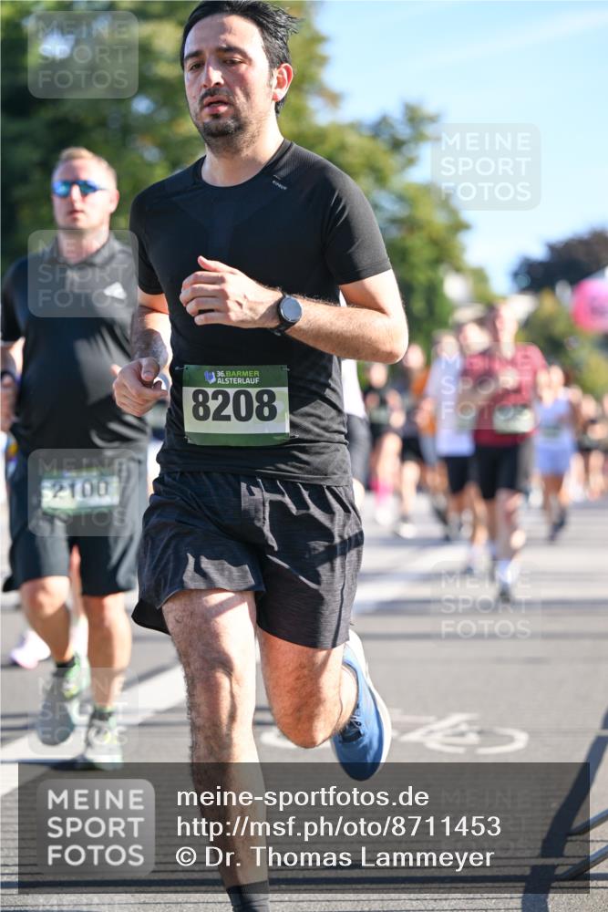 07.09.2025 - BARMER Alsterlauf Dr. Thomas Lammeyer http://msf.ph/oto/8711453 07.09.2025 09:39:20 Laufen 2100, 36, 8208 meine-sportfotos.de