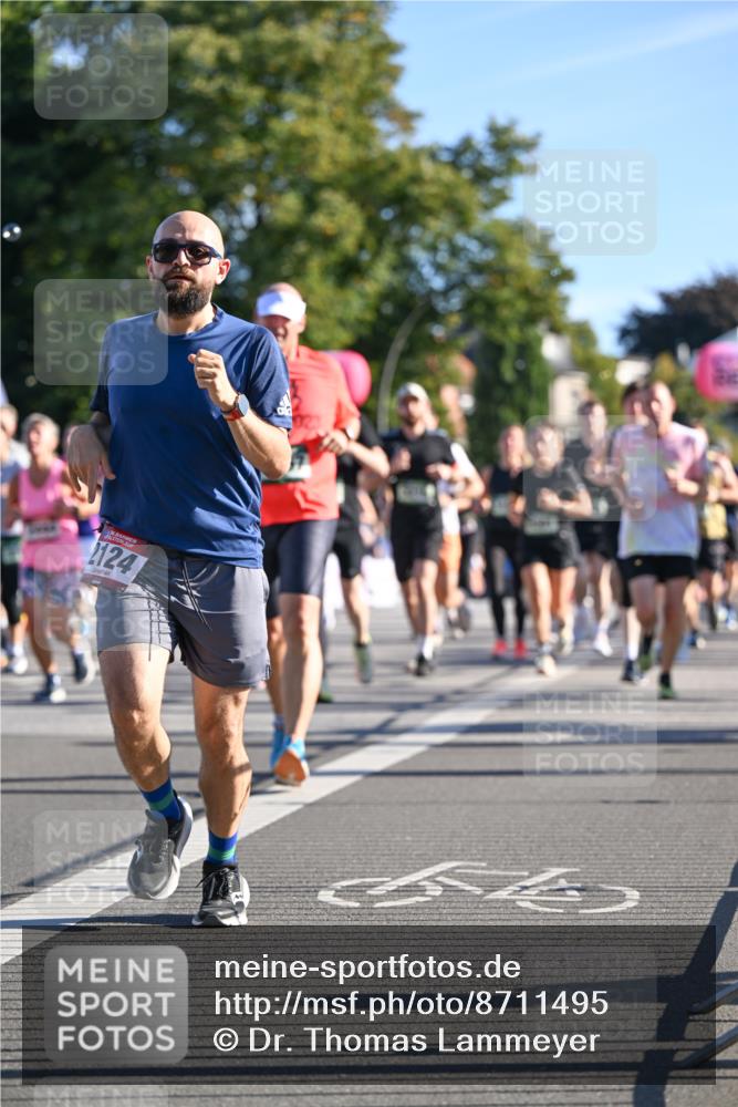 07.09.2025 - BARMER Alsterlauf Dr. Thomas Lammeyer http://msf.ph/oto/8711495 07.09.2025 09:39:27 Laufen 2124 meine-sportfotos.de
