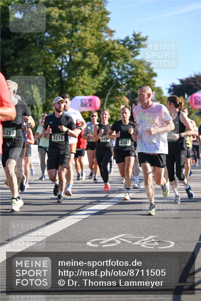 07.09.2025 - BARMER Alsterlauf Dr. Thomas Lammeyer http://msf.ph/oto/8711505 07.09.2025 09:39:29 Laufen 5259, 531, 3215, 349, 4301 meine-sportfotos.de